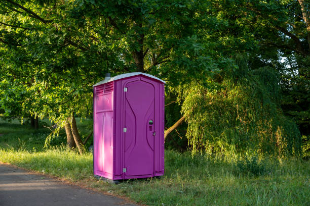 Best Porta potty rental near me  in Meriden, CT